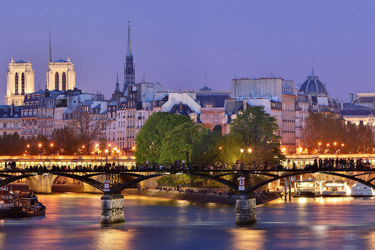 Seine River Cruise 02_d7560_lg.jpg